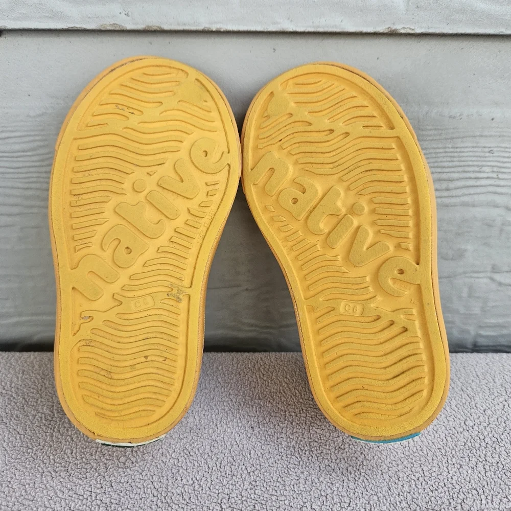 Native Jefferson Toddler SZ C6 Yellow Crayola Slip-On Water Shoes Unisex - Picture 9 of 12